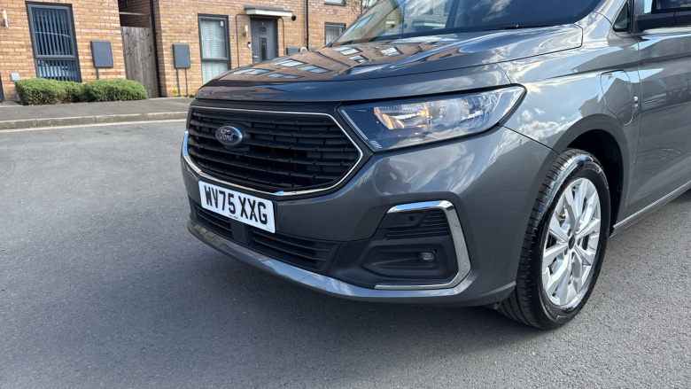 Ford Transit Connect 250 L2 Petrol 1.5 EcoBoost PHEV 150 Limited Van Auto